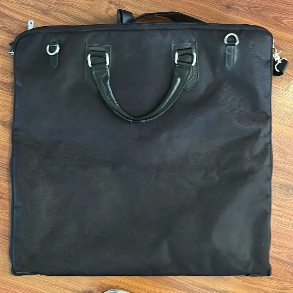 Robert Graham black travel bag large